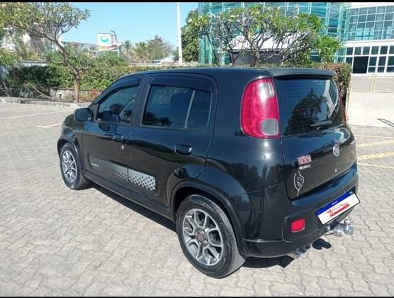 FIAT UNO 1.4 EVO SPORTING 8V FLEX 4P MANUAL FIAT UNO 1.4 EVO SPORTING 8V FLEX 4P MANUAL